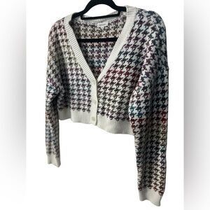 Stitch & Pine Women’s Multicolor Houndstooth Cropped Button Up V-Neck Sweater